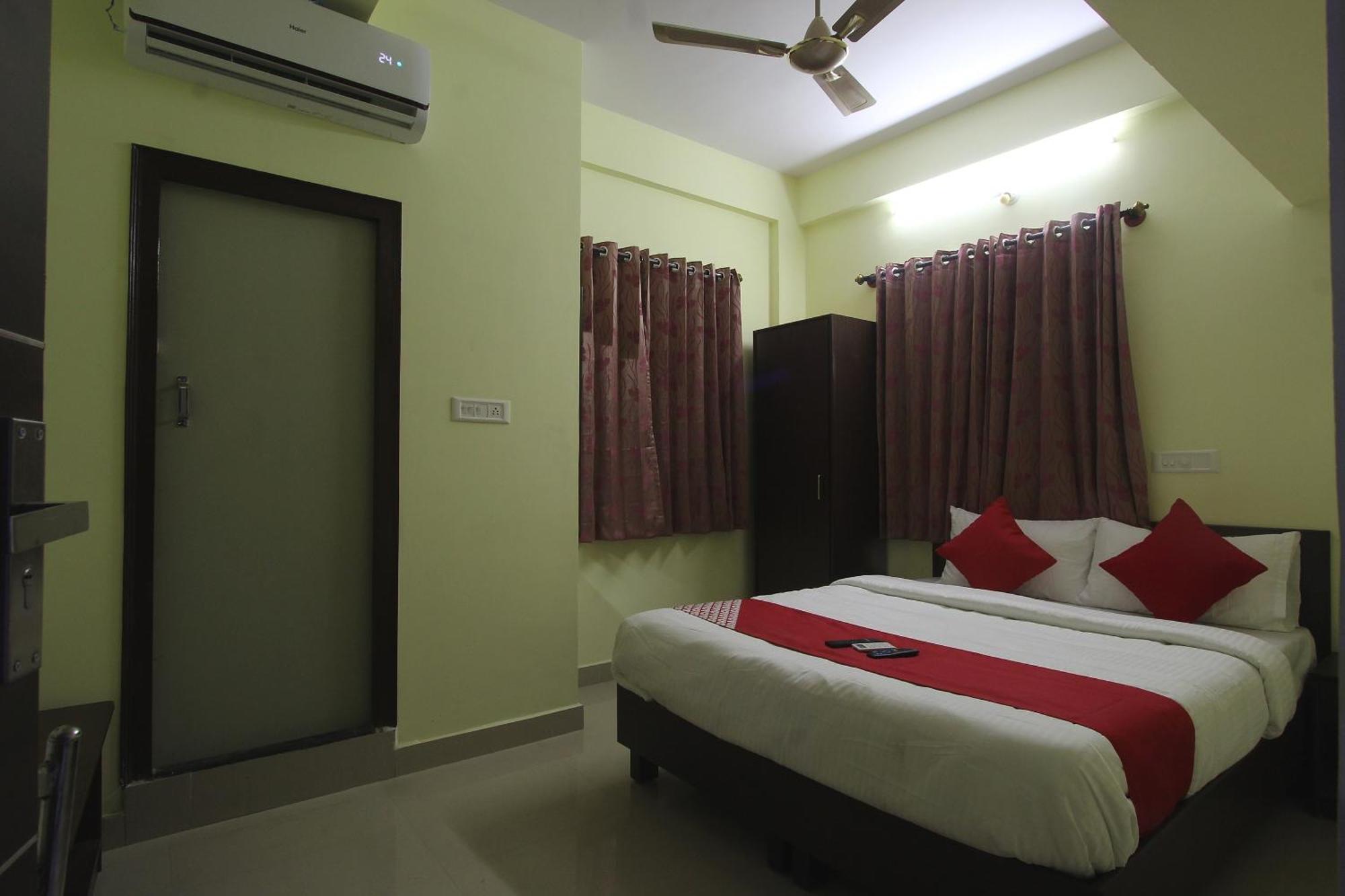 Hotel O V R Residency Near Sri Amruth Chithra Mandira Bangalore Exteriör bild
