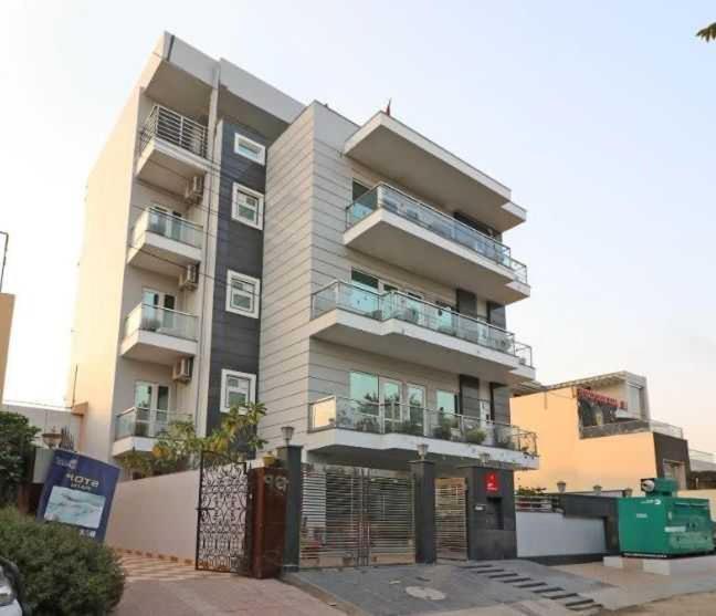Hotel O V R Residency Near Sri Amruth Chithra Mandira Bangalore Exteriör bild