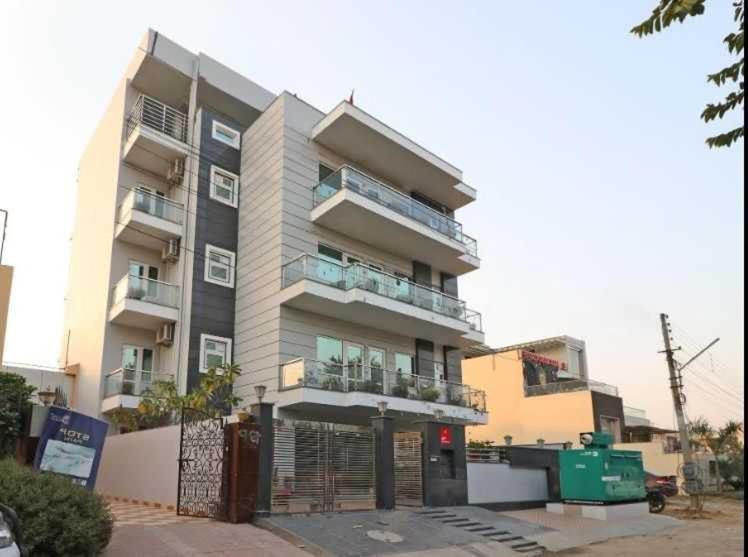 Hotel O V R Residency Near Sri Amruth Chithra Mandira Bangalore Exteriör bild