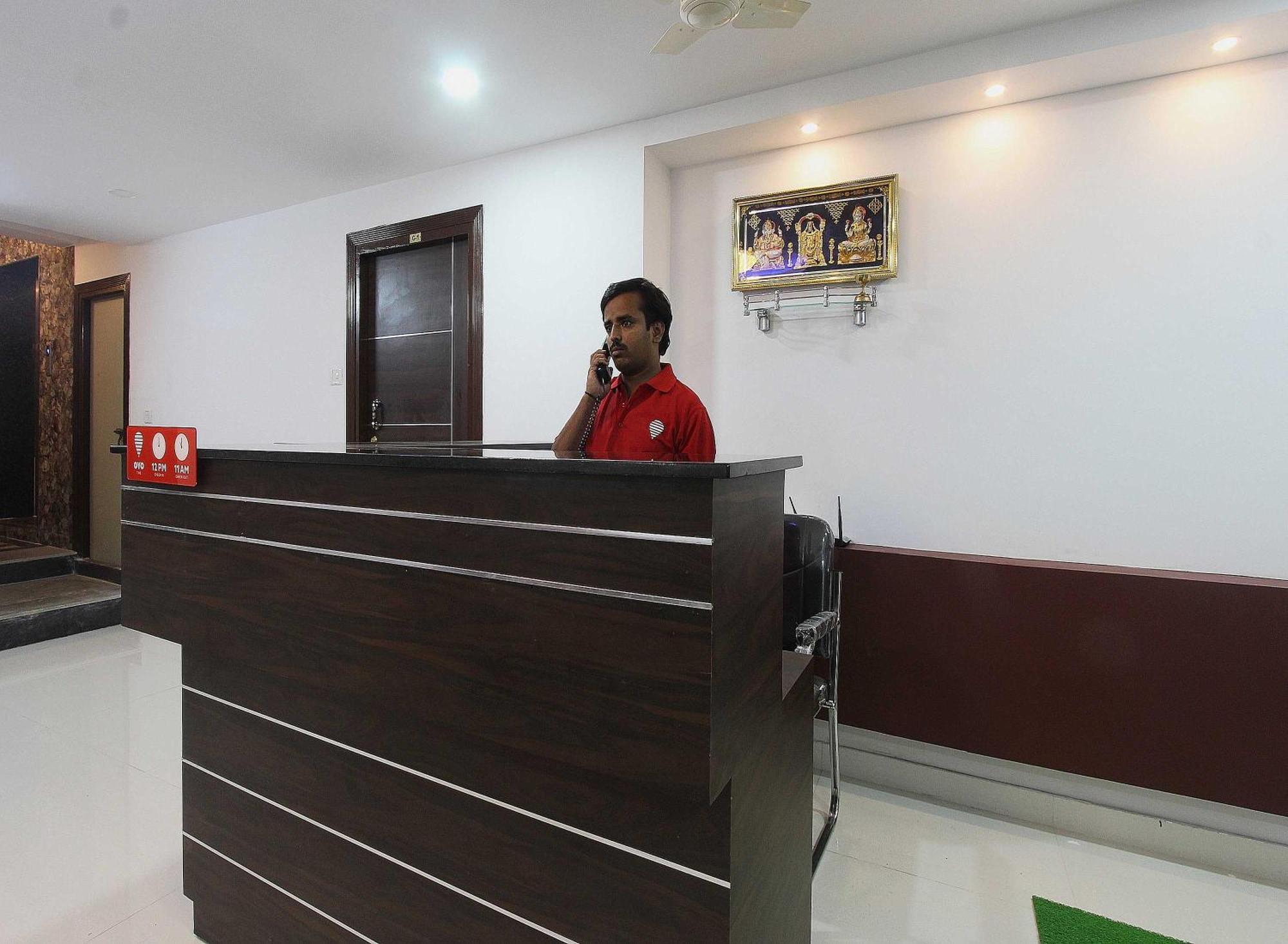 Hotel O V R Residency Near Sri Amruth Chithra Mandira Bangalore Exteriör bild