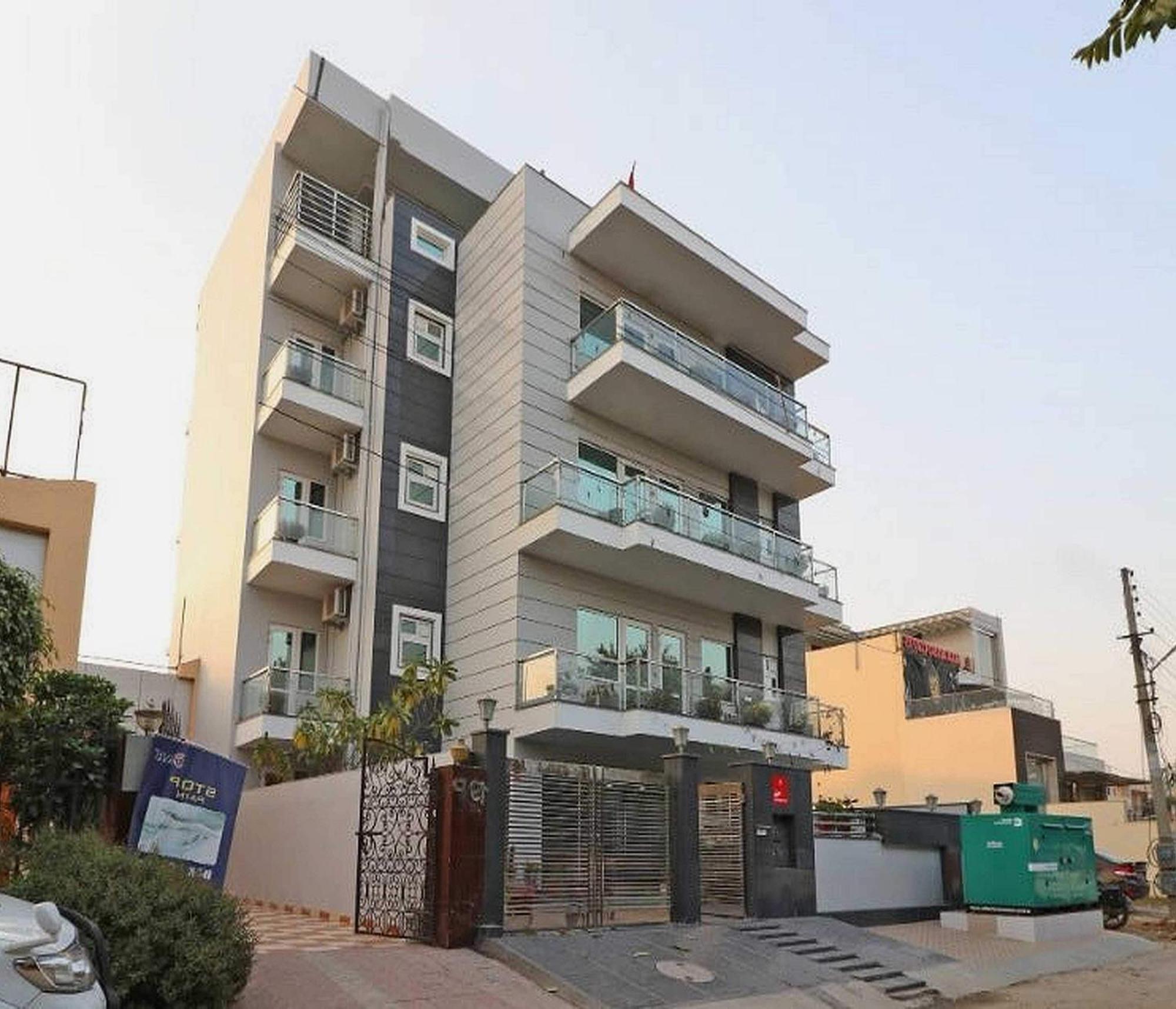 Hotel O V R Residency Near Sri Amruth Chithra Mandira Bangalore Exteriör bild